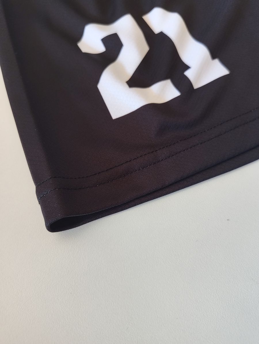 Close-up: Claw marks on the shorts